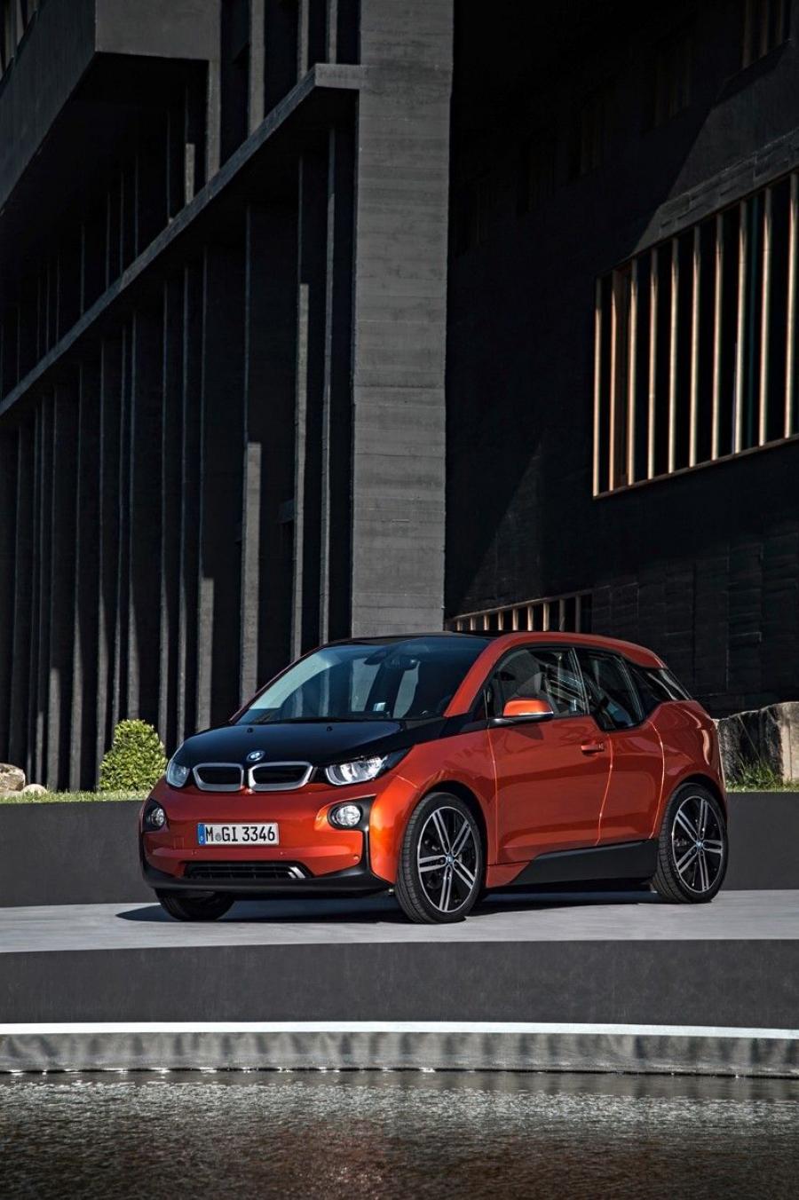  BMW i3 2014 года  (фото 178 из 240)